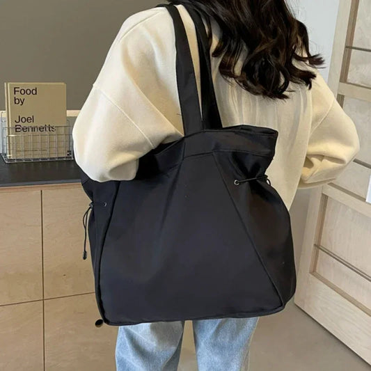 Upgrade your everyday style with the Urban Chic Large Capacity Tote Bag. Designed for modern women who need both fashion and functionality, this spacious shoulder bag is perfect for work, travel, shopping, school, and daily use.